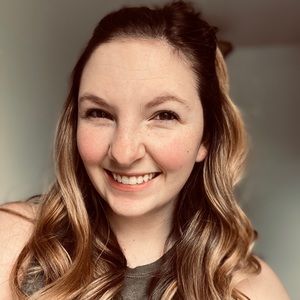 Meet your Posher, Ciara